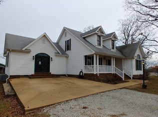 11450 McIllwain Rd, Holladay, TN 38341