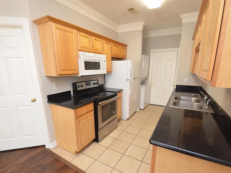 11045 Landswalk Dr #115 — Photo 23