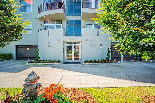 3333 Darcy St #2209 Photo 1