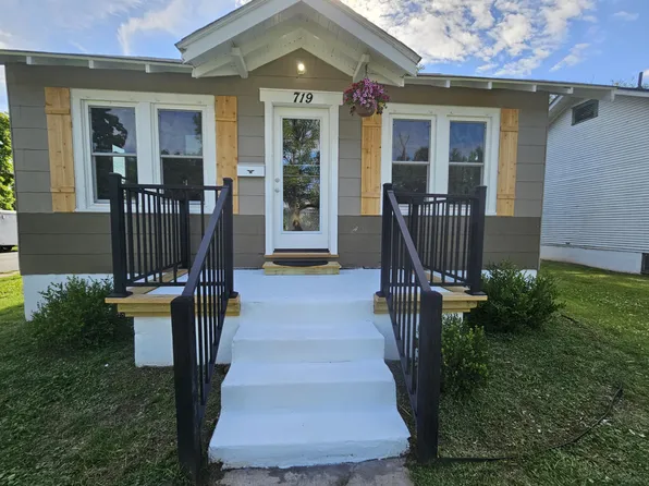 719 S Market Street, Mt Vernon, MO 65712