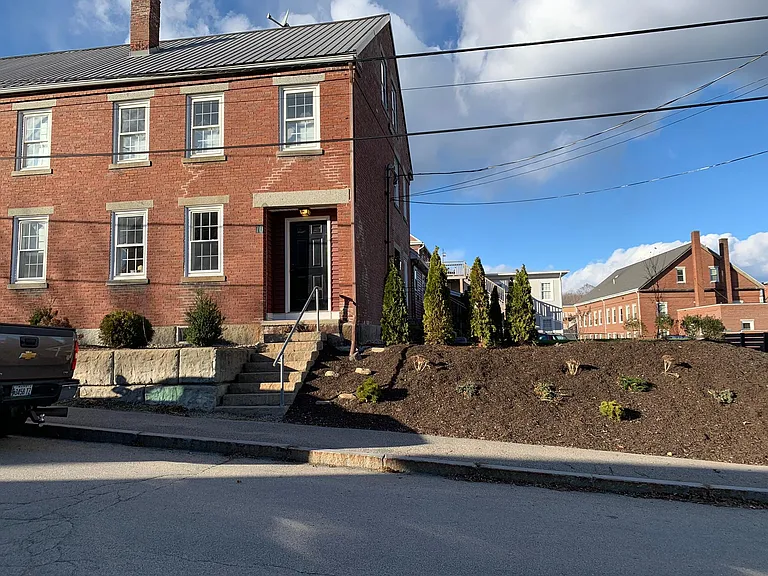 70 South St — Photo 2