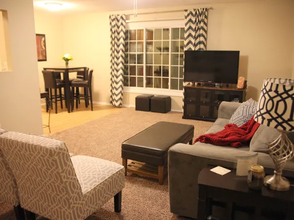 5727 Golden Ct NE, Cedar Rapids, IA