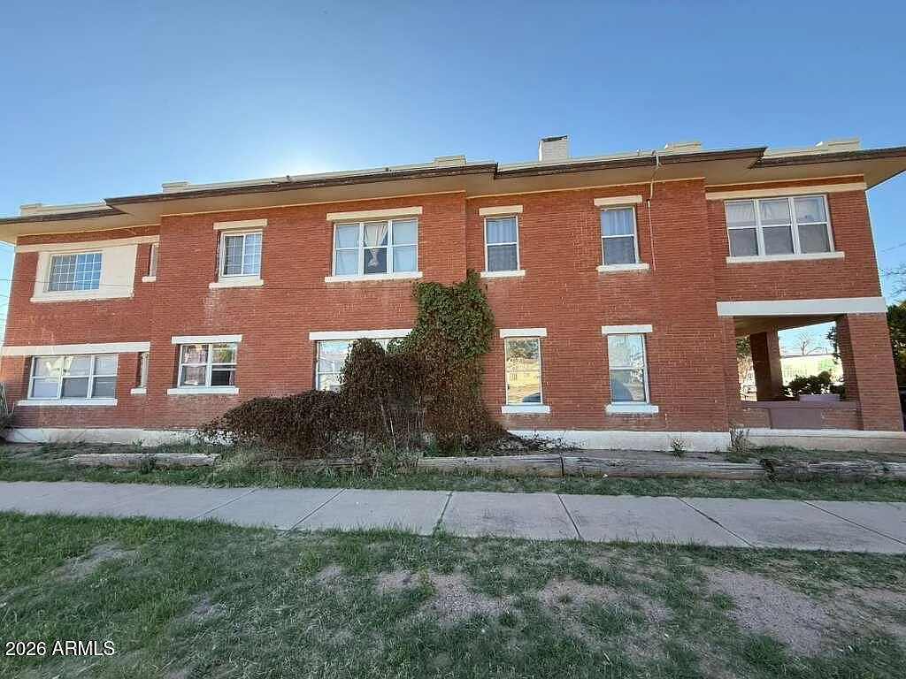 1 bed, 1.0 bath, 700 sqft, $600 — Photo 3