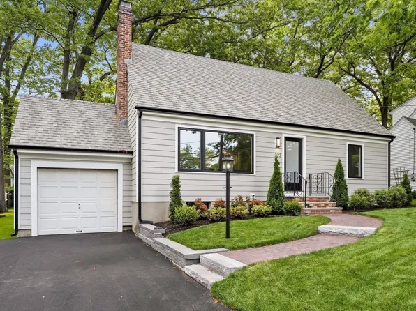 323 Ridge St, Arlington, MA 02474