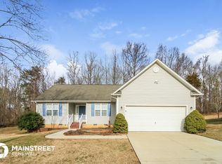 3011 Canterbury Park Dr, Winston Salem, NC 27127