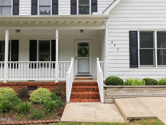 5th image of 603 Pinewood Dr