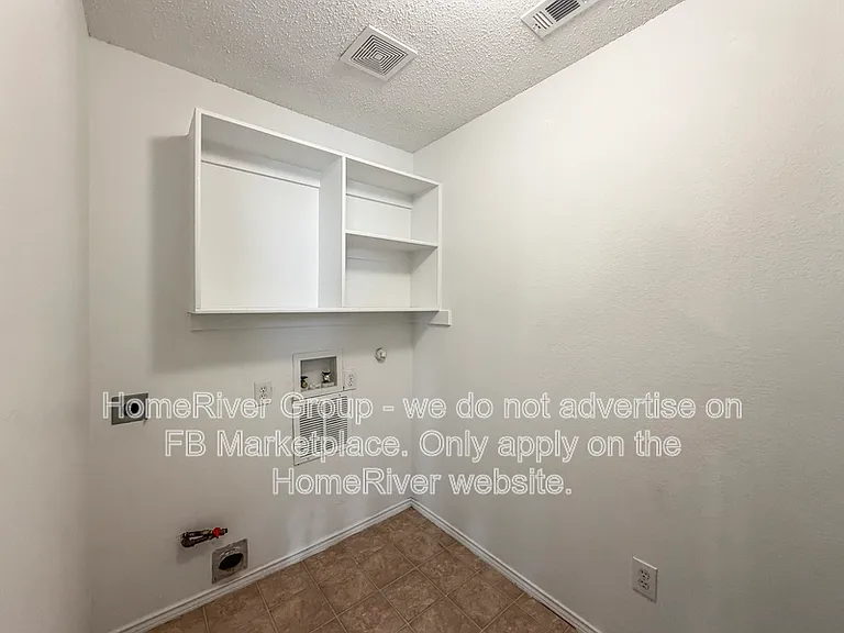 7209 Chaucer Dr — Photo 8