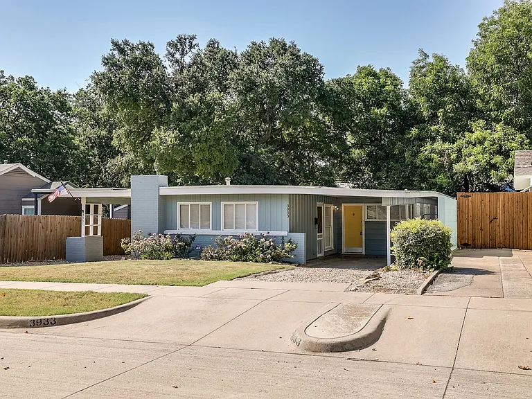 3933 Dexter Ave — Photo 4