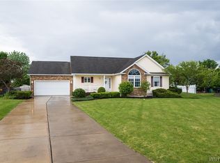 2660 Rishan Ct, Niagara Falls, NY 14304