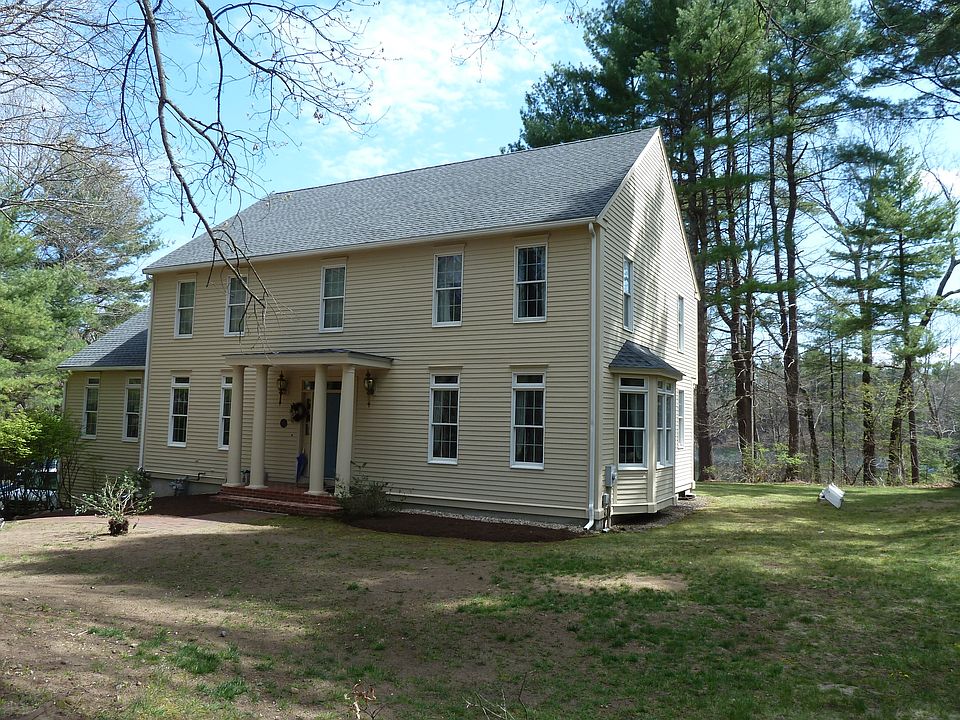 Front of 555 Dutton Road