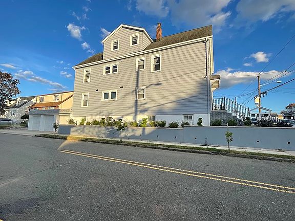 3rd image of 88 Arlington Blvd #3