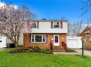 4955 Farnhurst Rd, Lyndhurst, OH 44124