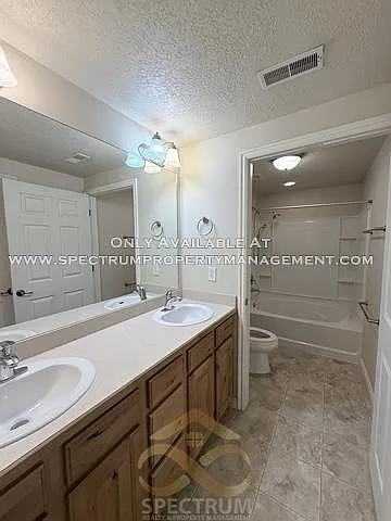 1015 Canyon Meadow Dr #8 — Photo 17