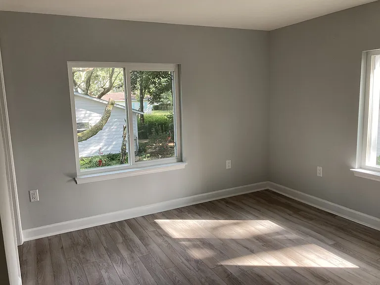 719 Cypress Dr — Photo 15