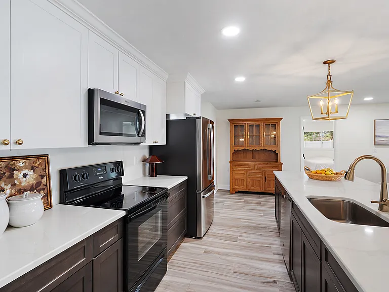5273 Denver St NE — Photo 4
