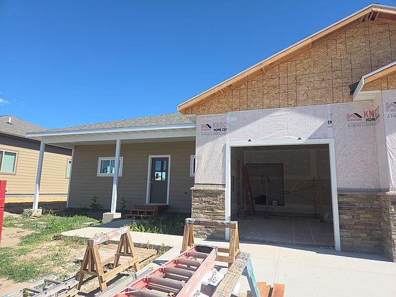 2nd image of 1369 Stoneridge Dr