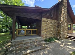 314 E Webb St, Mountain View, AR 72560