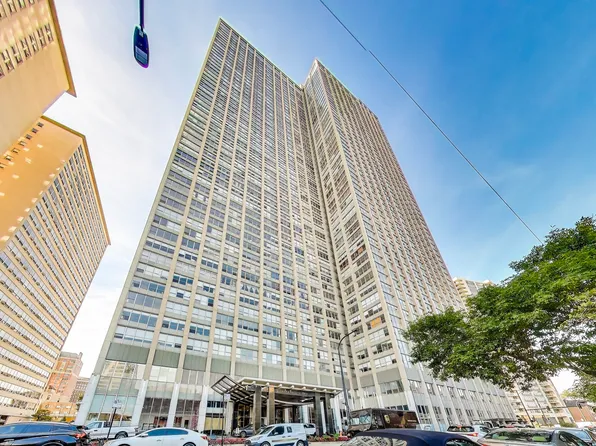 655 W Irving Park Rd APT 1915, Chicago, IL 60613
