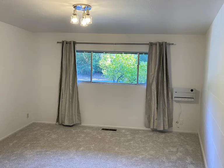 14407 Kingsley Ave — Photo 14