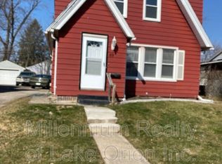89 Mohawk Rd, Pontiac, MI 48341