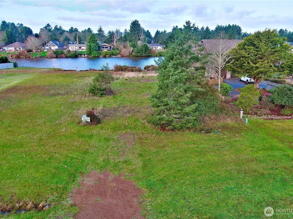 509 E Chance a La Mer NE, Ocean Shores, WA 98569