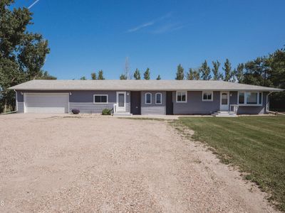 8059 36th St SE, Jamestown, ND, 58401