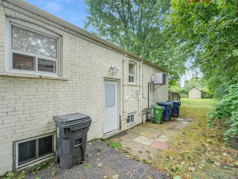 115 Darlingside Dr #BASEMENT — Photo 9