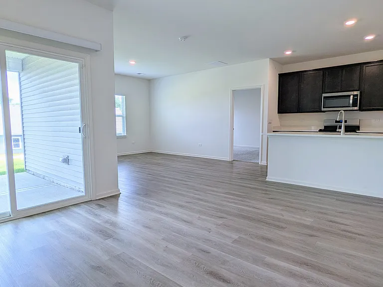 1194 Wood Lily Ln — Photo 8
