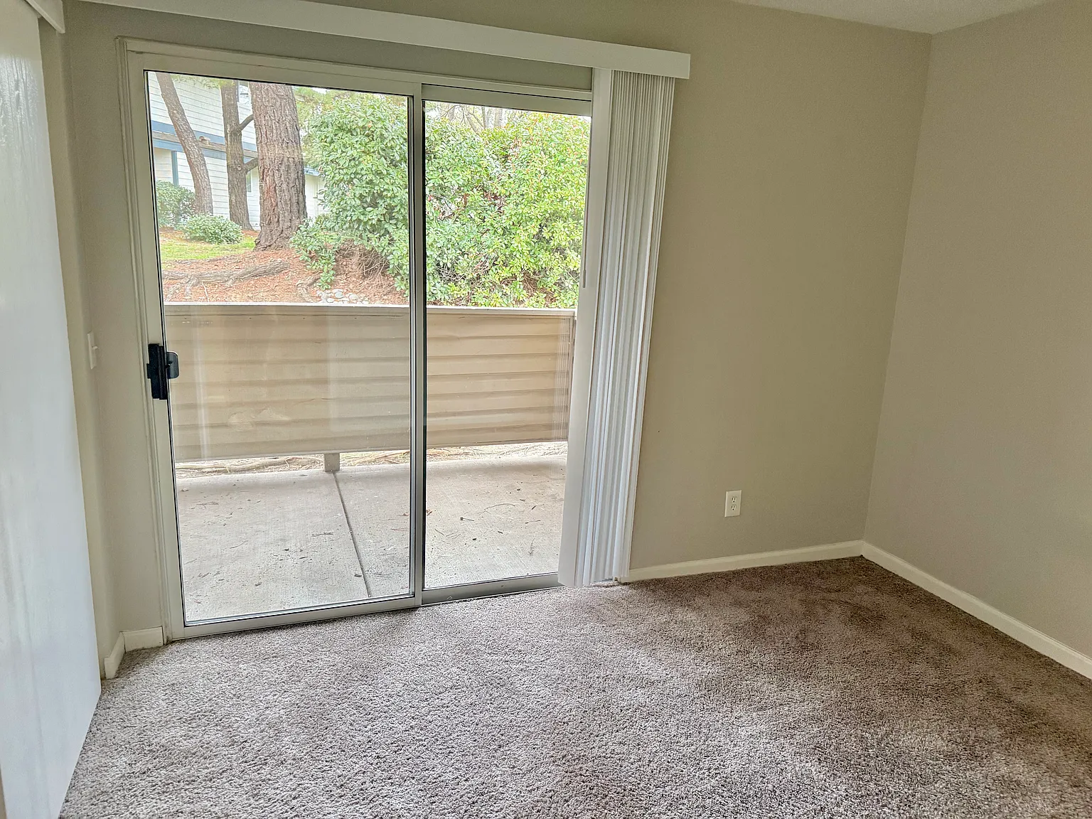 2 bed, 930 sqft, $1,995 — Photo 3