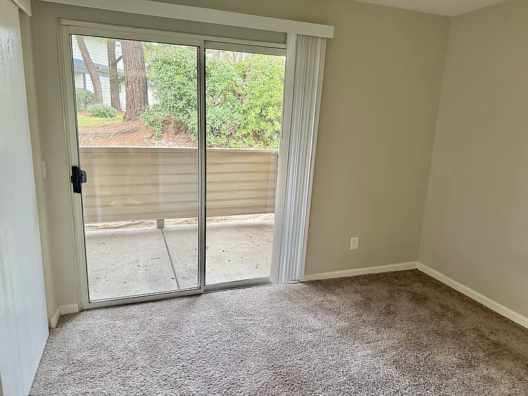 5761 Shannon Bay Dr — Photo 3