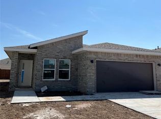 2704 N Plumbago Ave, Edinburg, TX 78541