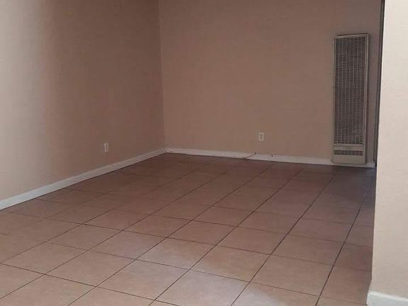 2nd image of 3391 Rubidoux Blvd APT 18