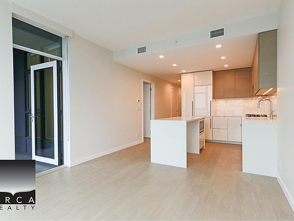 2nd image of 2108 Gilmore Ave #5606