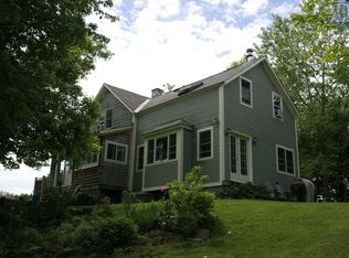 1604 Quarry Rd, New Haven, VT 05472