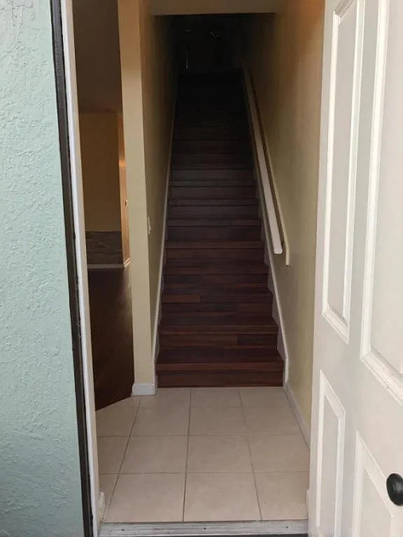 2 bed, 2.5 bath, 1462 sqft, $2,200 — Photo 3