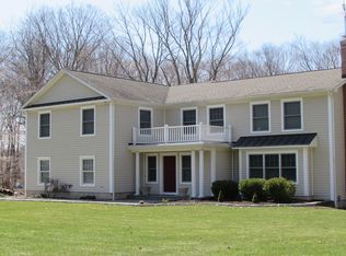 24 Deepdene Rd, Trumbull, CT 06611