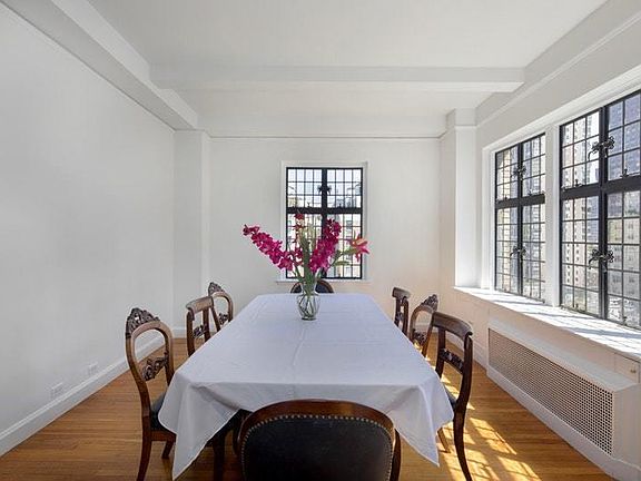2nd image of 955 Lexington Ave #10C
