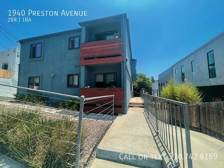 1940 Preston Ave — Photo 22
