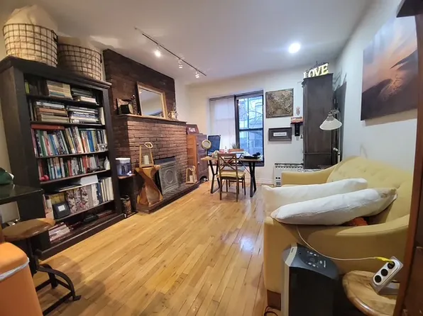 255 East 10th Street image 1 of 4