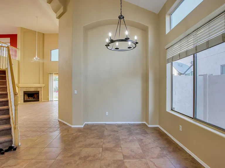 516 W Anderson Ave — Photo 18