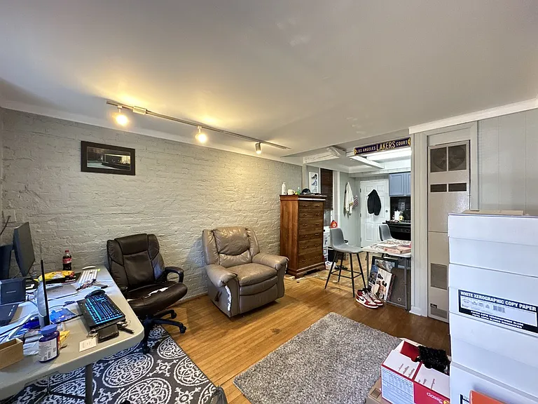 2141 W Webster Ave #FB — Photo 12