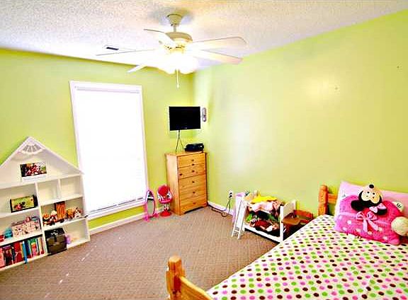 4th image of 314 Fulton St