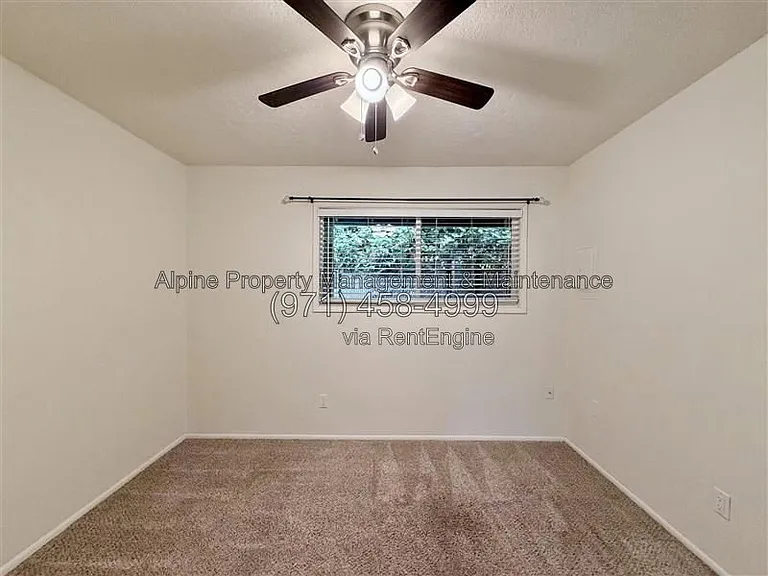 925 NW Joy Ave #4 — Photo 10