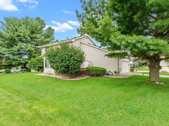 4th image of 18124 Burton Dr