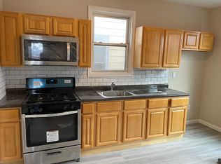 778 S 18th St, Newark, NJ 07103