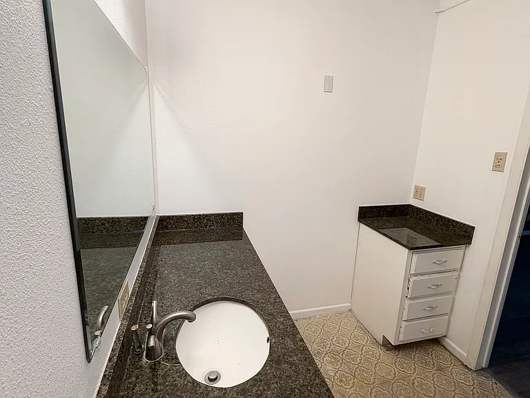 4502 Walzem Rd #2 — Photo 15