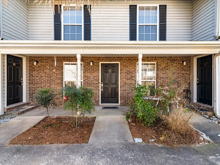 2494 Etiwan Ave #K11 — Photo 16