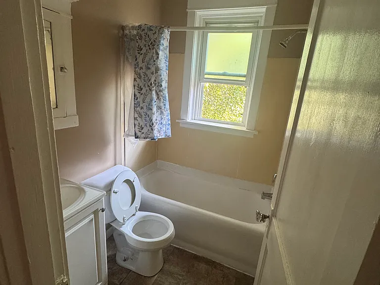 3526 Minnesota Ave #2S — Photo 8