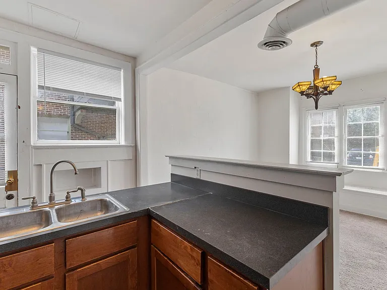Historic Audubon Court — Photo 19