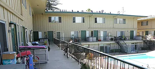 Fayette Townhouse Apartments — Photo 32